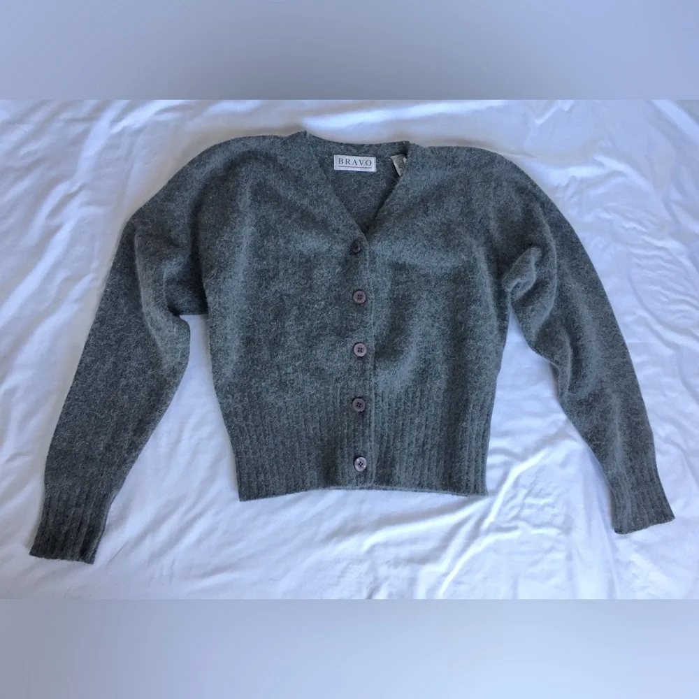Vintage Gorgeous Bravo warm grey lambswool and angora rabbit hair cardigan. - Picture 2 of 11
